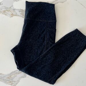 Suttile black leopard leggings soft with pockets